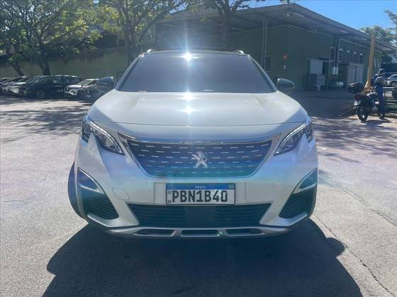 PEUGEOT 3008 1.6 GRIFFE THP 16V GASOLINA 4P AUTOMÁTICO PEUGEOT 3008 1.6 GRIFFE THP 16V GASOLINA 4P AUTOMÁTICO